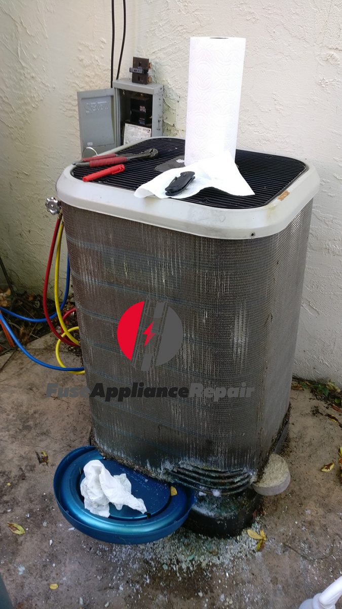 Freon leak finding and condenser coil Repair Fuse HVAC, Refrigeration