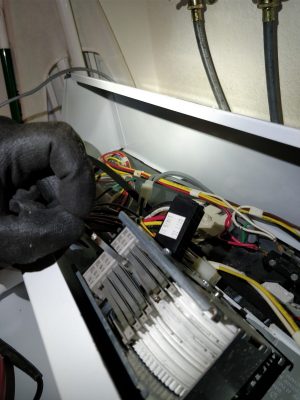 Washer Maytag LAT9704AAE won't agitate - Repair in Los Gatos, CA