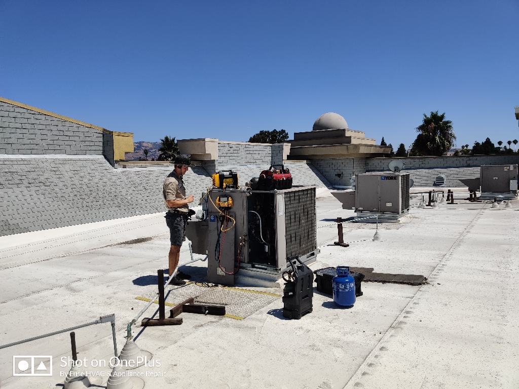 Rooftop heat pump repair