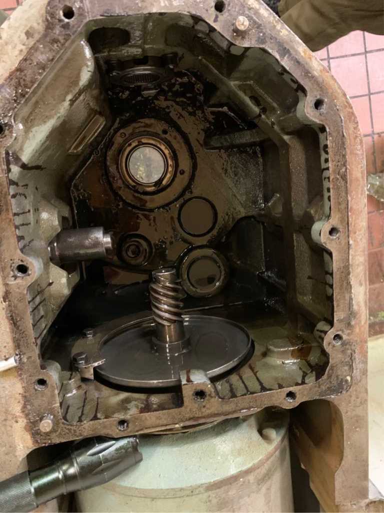 “Hobart” commercial mixer transmission repair in San Jose, California. On duty till last breath!