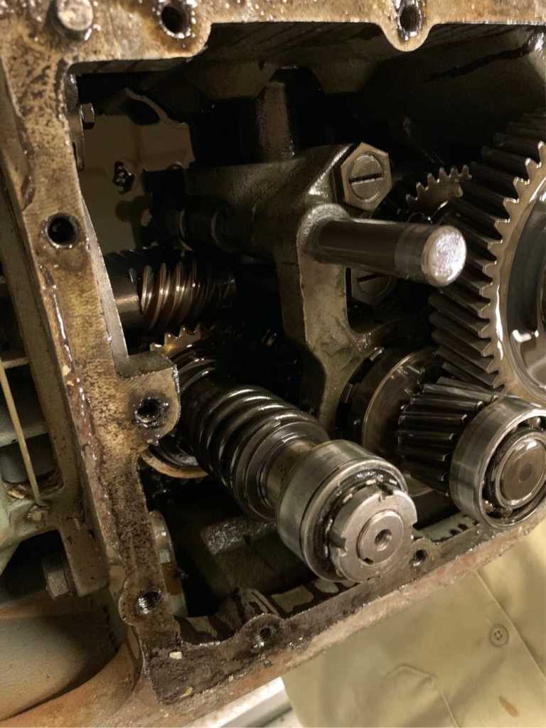 “Hobart” commercial mixer transmission repair in San Jose, California. On duty till last breath!