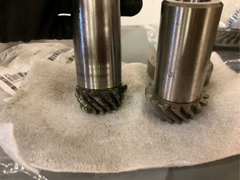 “Hobart” commercial mixer transmission repair in San Jose, California. On duty till last breath!