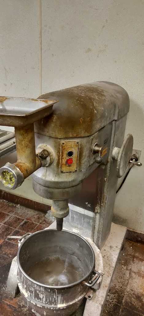 “Hobart” commercial mixer transmission repair in San Jose, California. On duty till last breath!