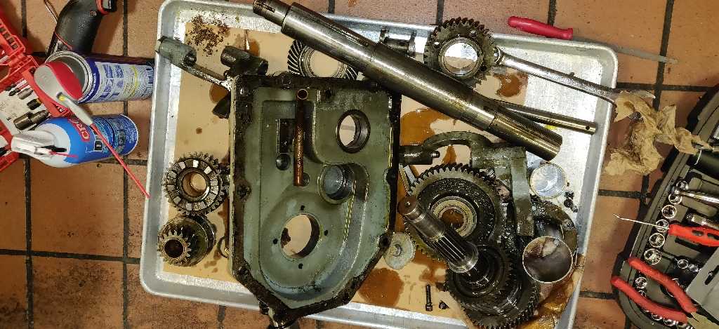 “Hobart” commercial mixer transmission repair in San Jose, California. On duty till last breath!