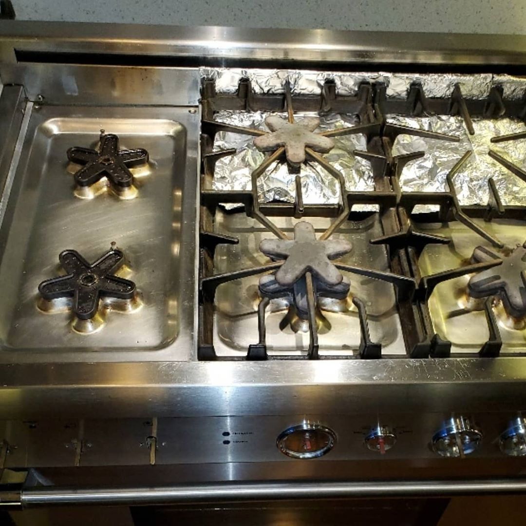 Thermador Star Burner Range. Love this design but maintenance and repair are pain in the a..s. What did you smoke Thermador/Bosch?