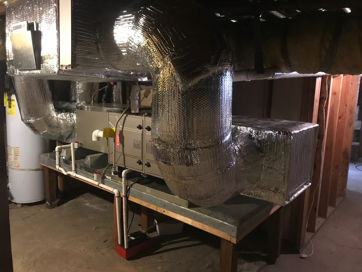 System installation/replacement with 95% efficiency furnace in San Jose, California.